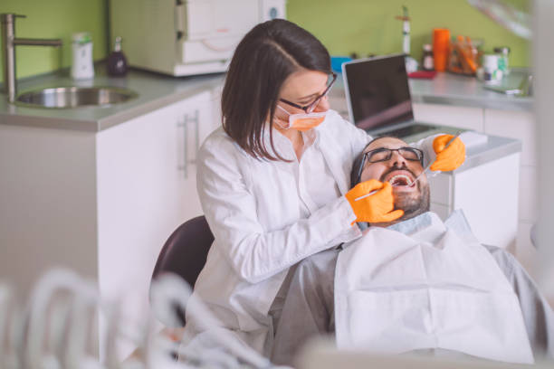 Best Urgent Tooth Repair  in Healdsburg, CA